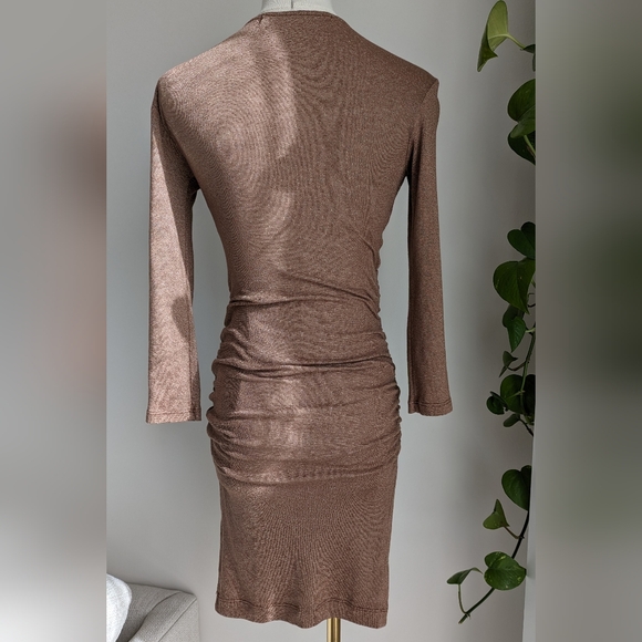 Michael Stars Key Hole Dress - Picture 4 of 9